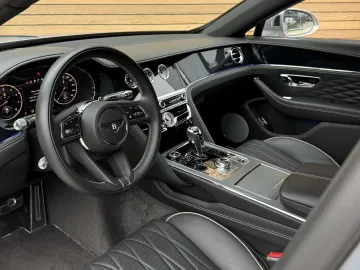 Car image 38