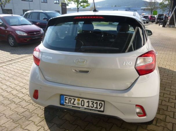 Hyundai i10 1.0 Trend 49 kW image number 3