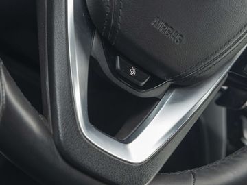 Car image 39