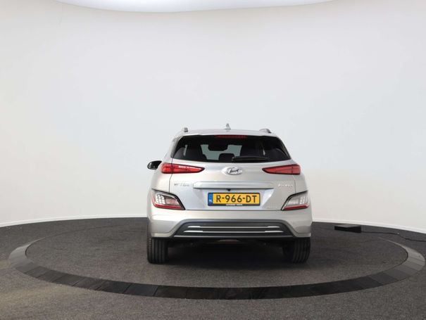 Hyundai Kona 64 kWh 150 kW image number 8