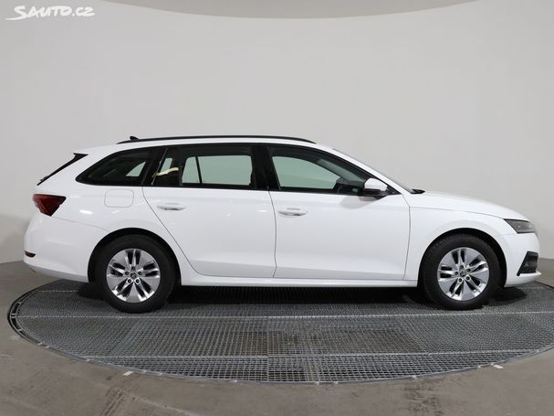 Skoda Octavia Combi 1.5 TSI Ambition 110 kW image number 3