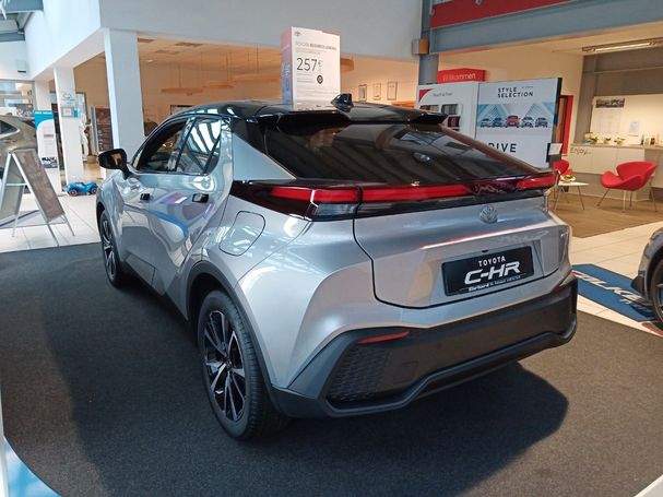 Toyota C-HR 2.0 Hybrid 145 kW image number 4