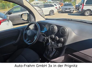 Car image 33
