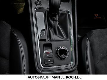 Car image 32