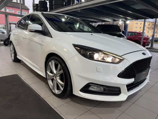 Ford Focus 2.0 EcoBoost ST 184 kW image number 4