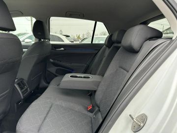 Car image 33