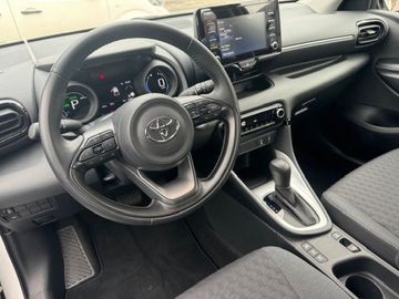 Car image 10