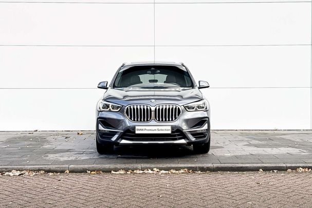 BMW X1 20i sDrive 131 kW image number 2