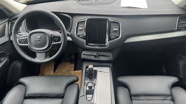 Volvo XC90 T8 335 kW image number 9