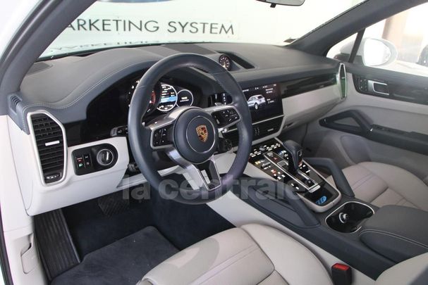 Porsche Cayenne E-Hybrid Tiptronic 340 kW image number 6