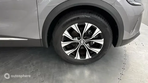 Car image 20