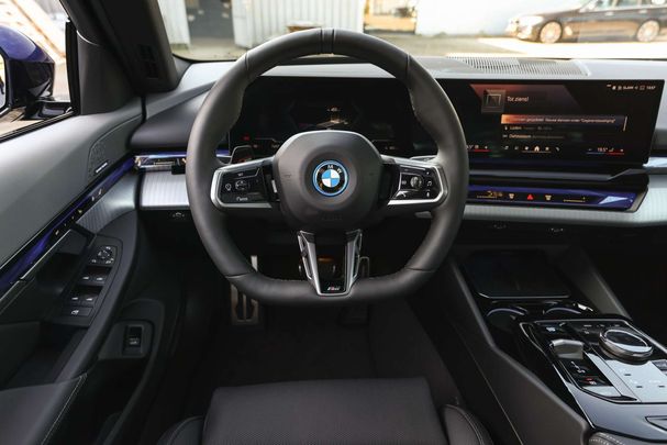 BMW i5 eDrive40 M Sport 250 kW image number 4