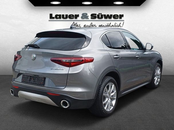 Alfa Romeo Stelvio Q4 Super 132 kW image number 3