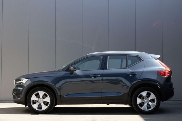 Volvo XC40 B4 Momentum 145 kW image number 8