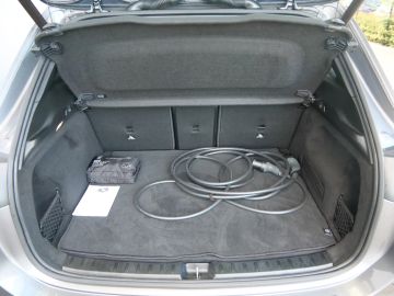 Car image 40