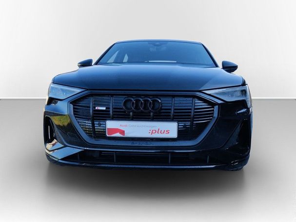 Audi e-tron 55 quattro S-line Sportback 300 kW image number 3