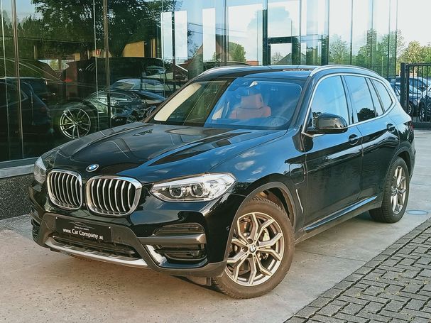 BMW X3 xDrive30e Line 215 kW image number 1