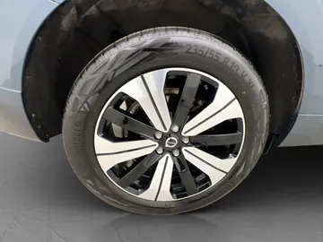 Car image 38
