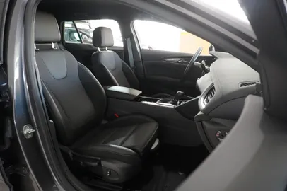 Car image 41