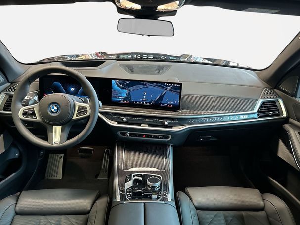 BMW X5 50e xDrive 360 kW image number 14