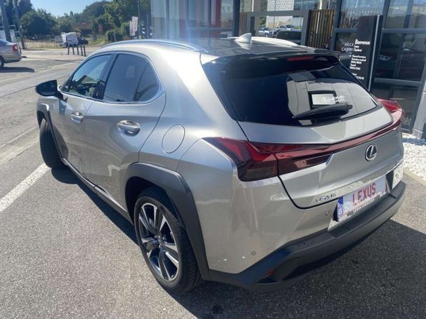 Lexus UX 250h 135 kW image number 8