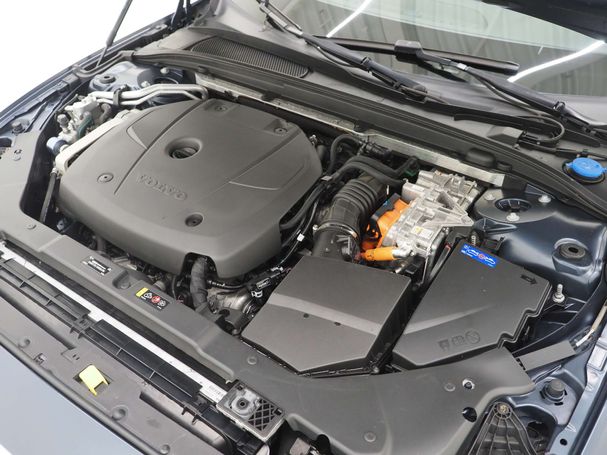 Volvo V60 T8 Twin Engine Inscription AWD 287 kW image number 6