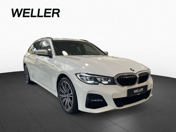 BMW 330 e Touring M Sport 215 kW image number 3