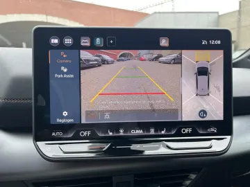 Car image 25