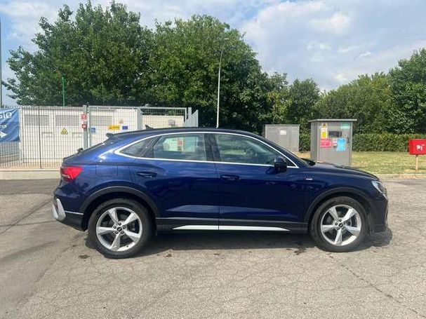 Audi Q3 35 TDI quattro S tronic S-line 110 kW image number 2