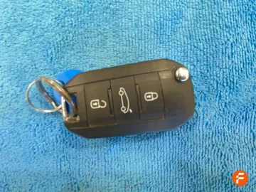 Car image 35