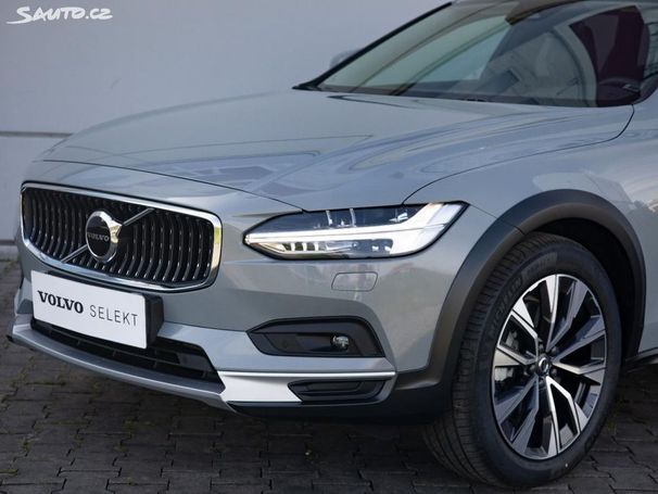 Volvo V90 Cross Country AWD 145 kW image number 7