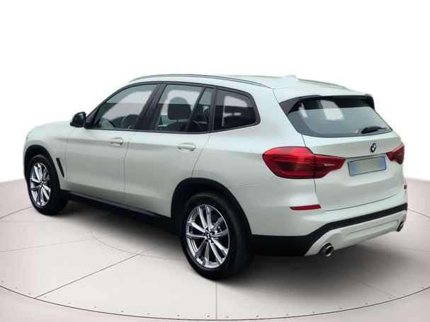 BMW X3 xDrive20d Advantage 140 kW image number 27