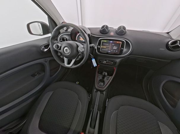 Smart ForTwo coupe EQ passion 60 kW image number 6