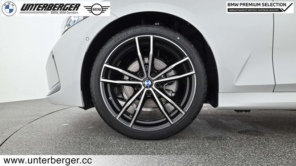 BMW 320d Touring xDrive 139 kW image number 12