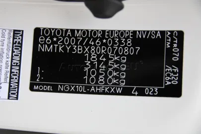 Car image 37
