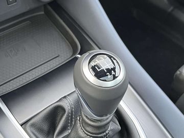 Car image 37