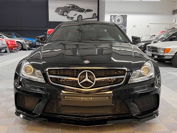 Mercedes-Benz C 63 AMG C Black Series 380 kW image number 8