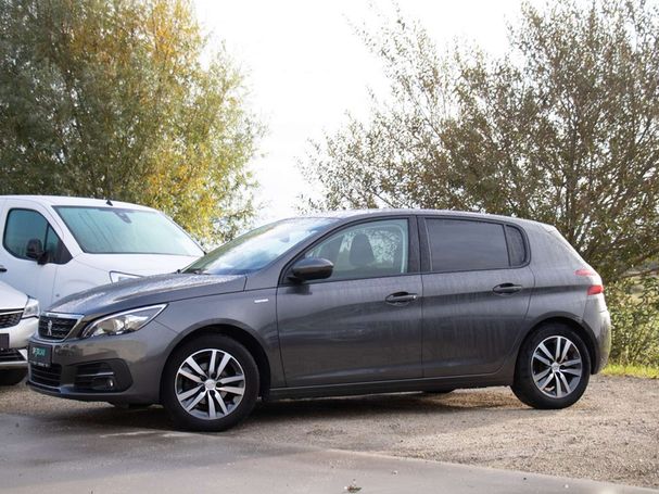 Peugeot 308 1.2 110 81 kW image number 1