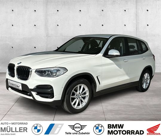 BMW X3 xDrive20i Advantage 135 kW image number 1