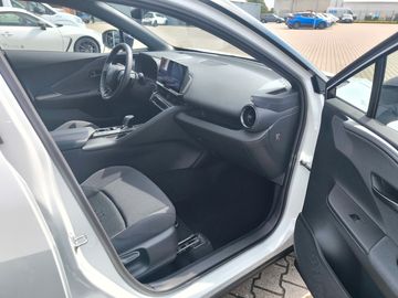 Car image 10