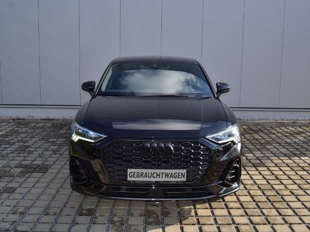 Audi Q3 35 TFSI S-line Sportback 110 kW image number 9