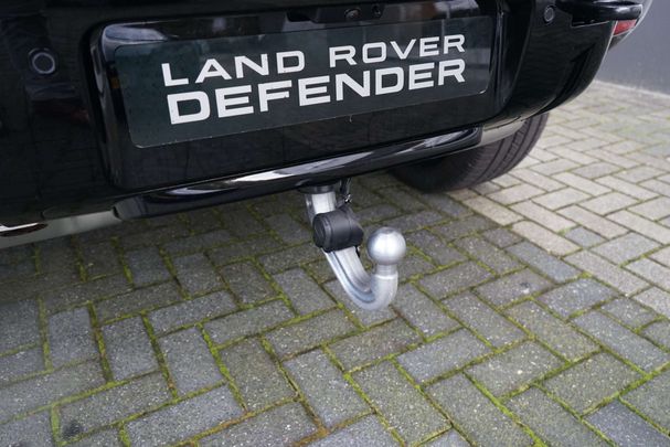 Land Rover Defender 110 3.0 D250 183 kW image number 32