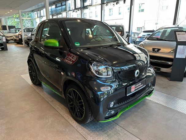 Smart ForTwo coupe edition greenflash 60 kW image number 2