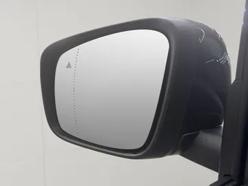Car image 33
