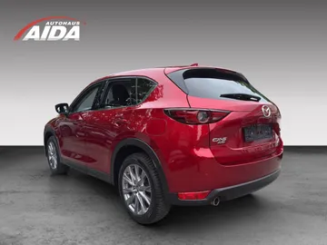 Car image 5