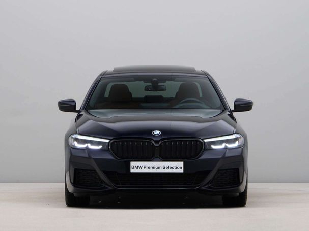 BMW 520i 135 kW image number 6