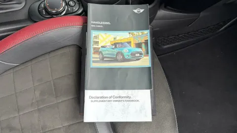 Car image 39