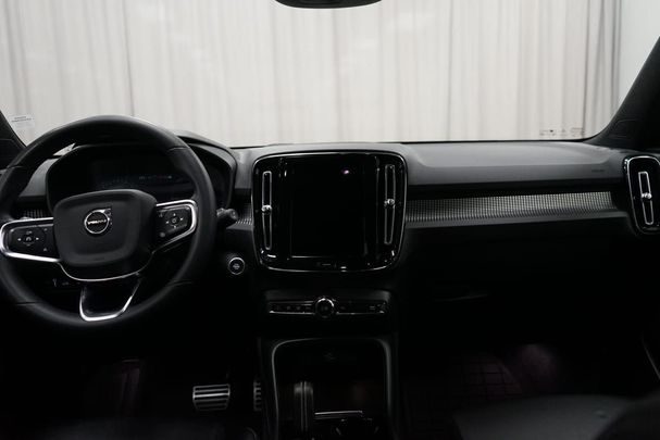 Volvo XC40 Recharge R T4 Design 157 kW image number 7