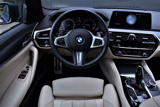 BMW 540i M Sport 246 kW image number 20