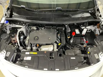 Car image 36